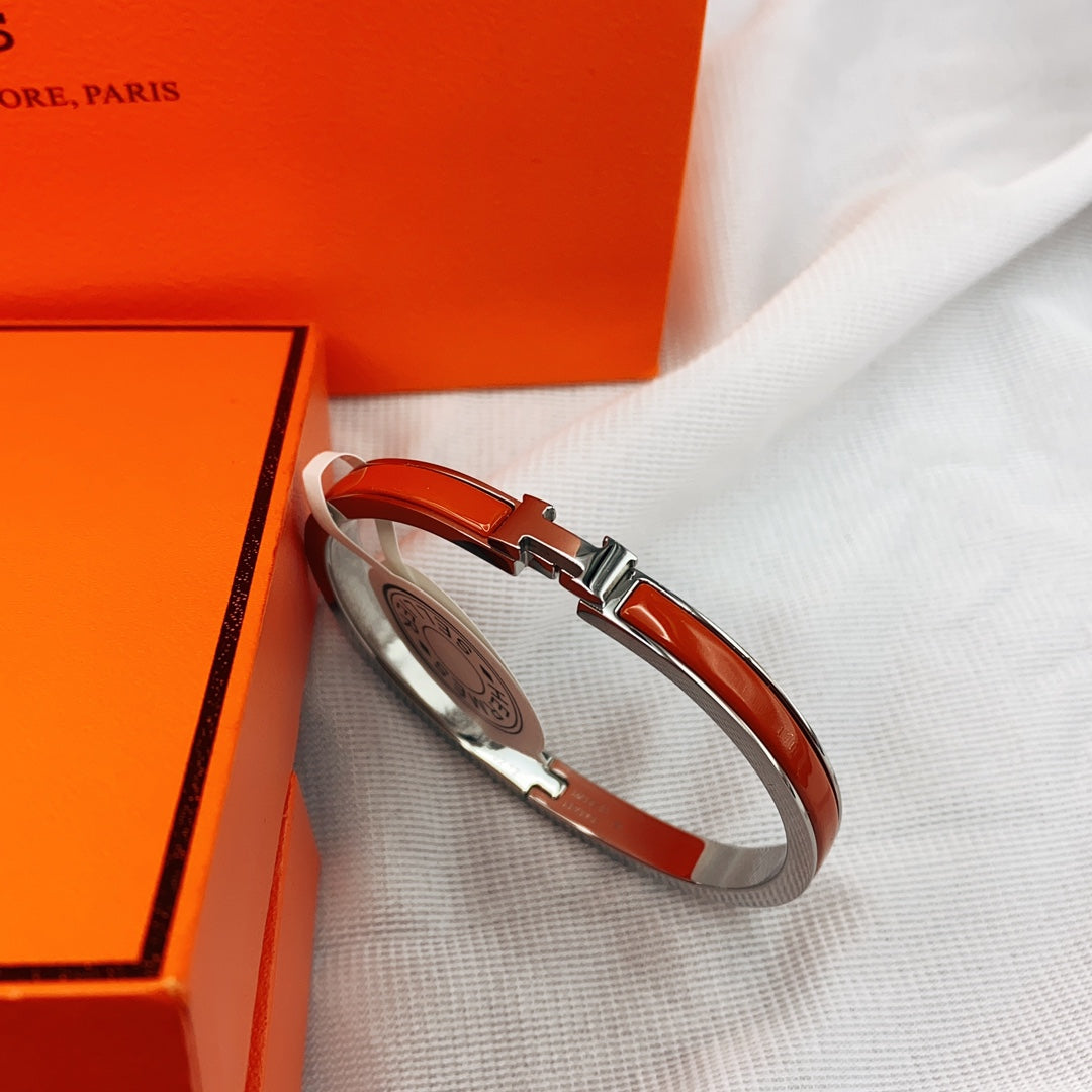 [Elara jewelsry ]CLASSIC HM CLIC RED 8MM ENAMEL BRACELET