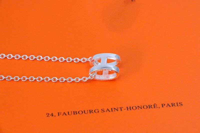 [Elara jewelsry ]HM NECKLACE H LETTER OVAL SERIES
