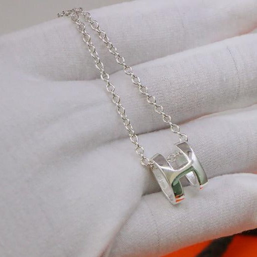 [Elara jewelsry ]HM NECKLACE H LETTER OVAL SERIES