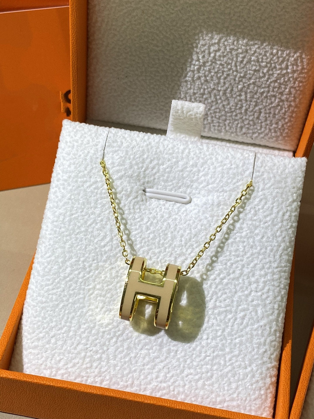 [Elara jewelsry ]HM CLIC YELLOW ENAMEL GOLD NECKLACE