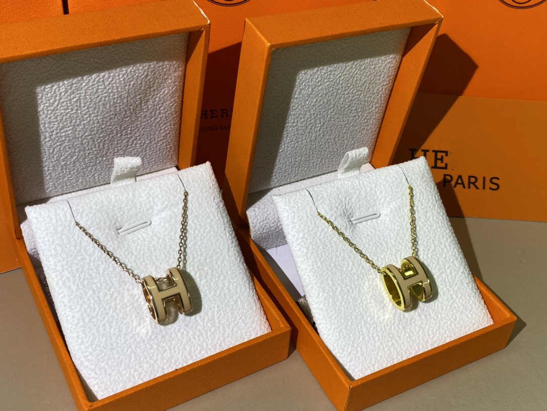 [Elara jewelsry ]HM CLIC YELLOW ENAMEL GOLD NECKLACE
