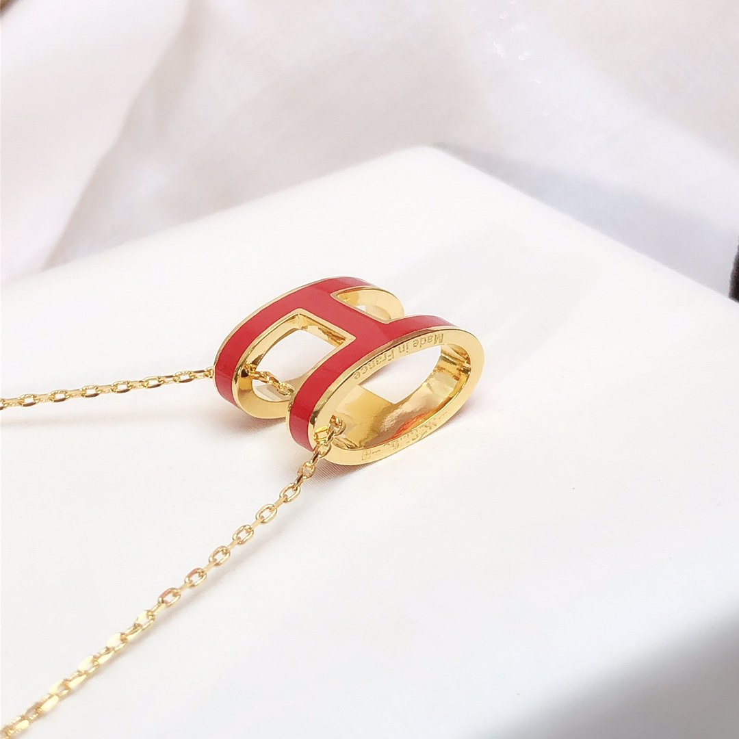 [Elara jewelsry ]HM CLIC RED ENAMEL GOLD NECKLACE