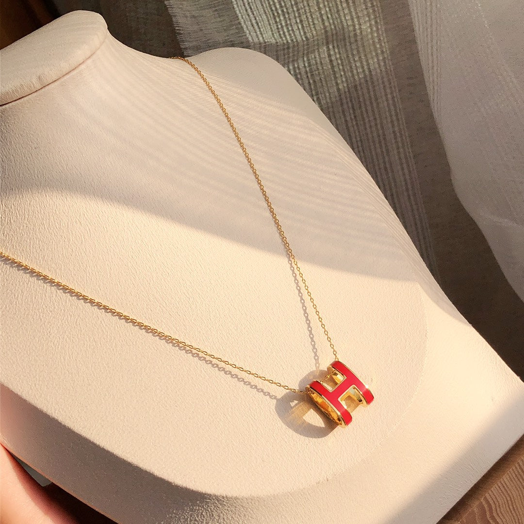[Elara jewelsry ]HM CLIC RED ENAMEL GOLD NECKLACE