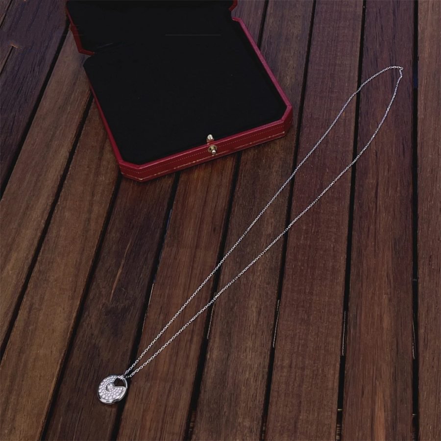 [Elara jewelsry ]AMULETTE SILVER FULL DIAMOND NECKLACE