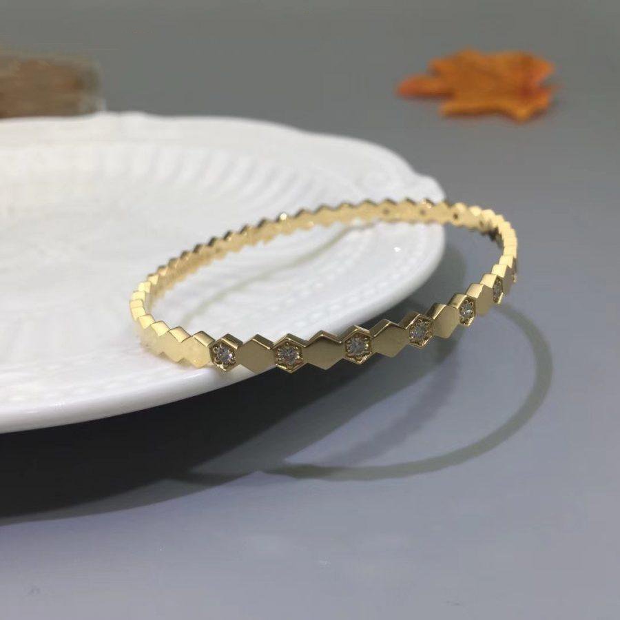 [Elara jewelsry ]BEE LOVE GOLD DIAMOND BRACELET