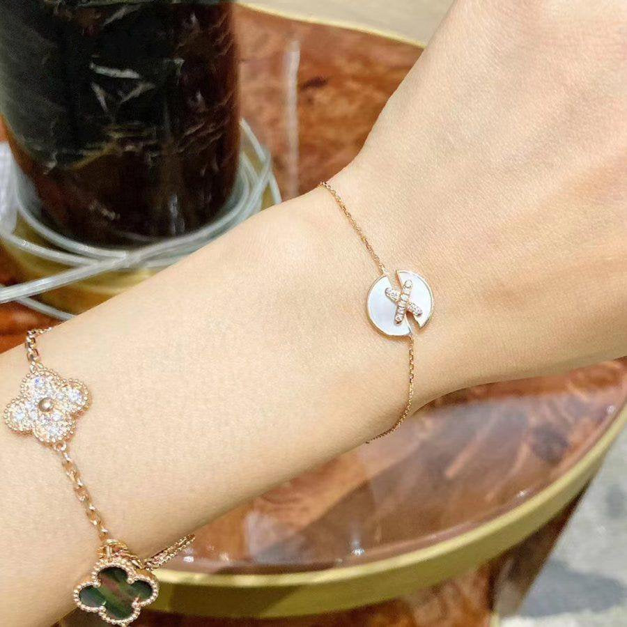 [Elara jewelsry ]JEUX DE BRACELET MOP PINK GOLD DIAMONDS