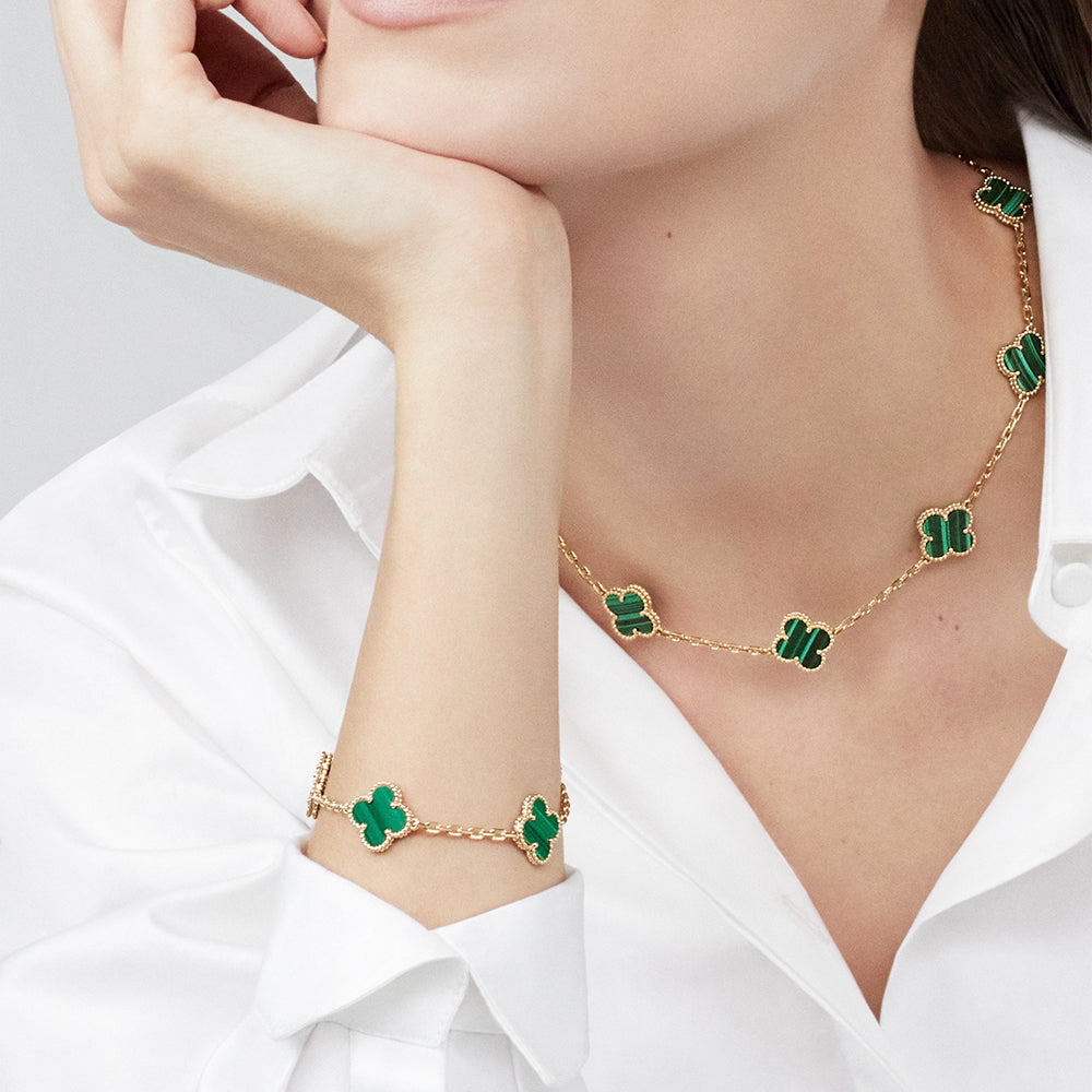 [Elara jewelsry ]CLOVER 10 MOTIFS MALACHITE NECKLACE