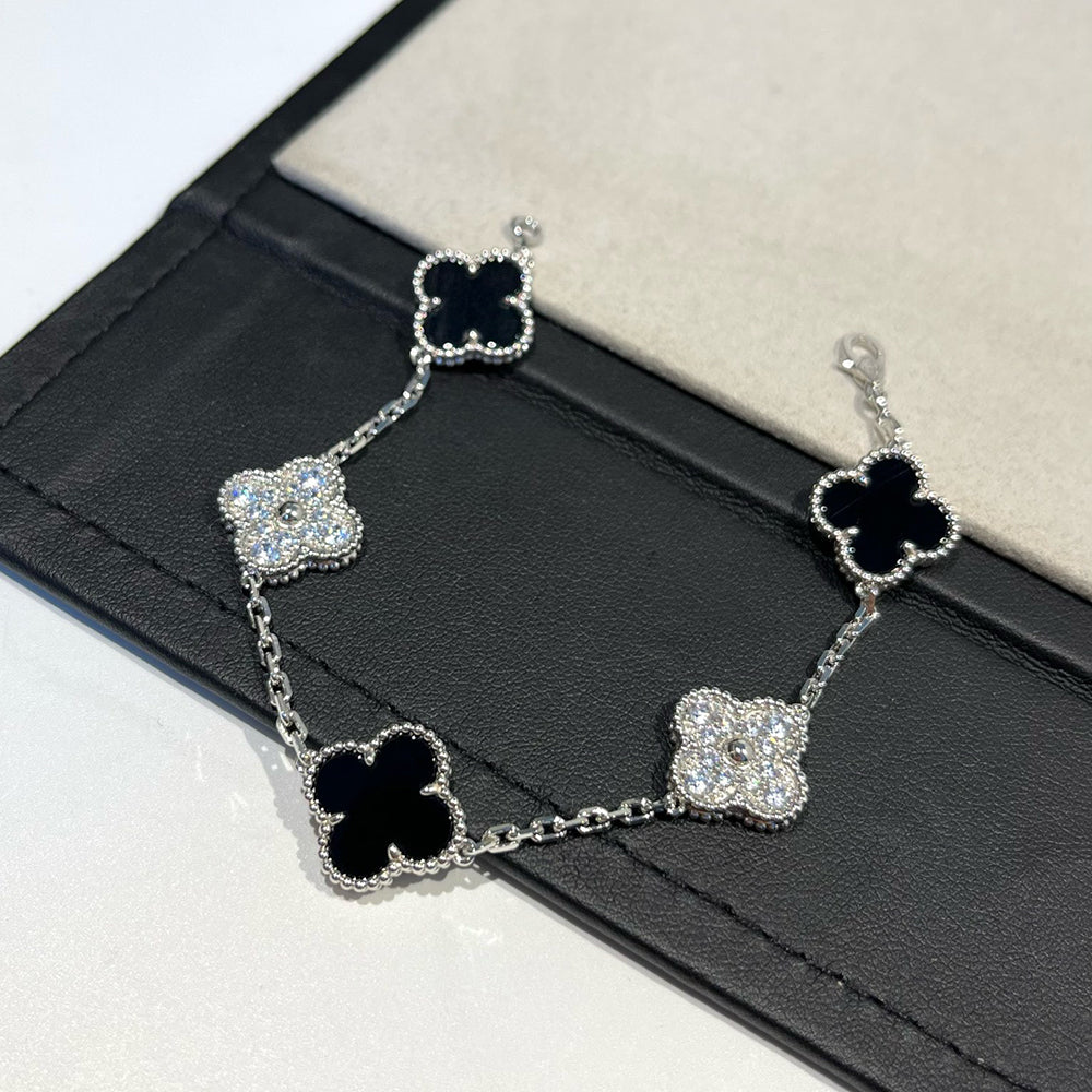 [Elara jewelsry ] CLOVER 5 MOTIF ONYXS BRACELET COLLECTION