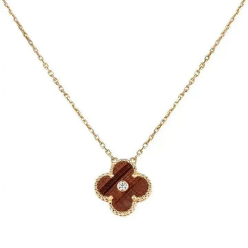 [Elara jewelsry ]CLOVER 15MM DIAMOND AND YELLOW TIGER'S EYE AGATE necklace