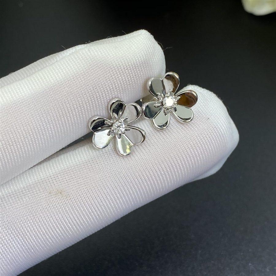 [Elara jewelsry ]FRIVOLE MINI SILVER FLOWER EARRINGS
