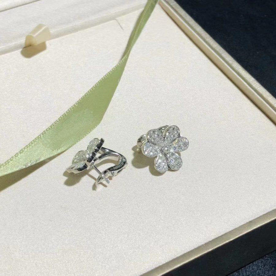 [Elara jewelsry ]FRIVOLE SILVER FLOWER DIAMOND EARRINGS