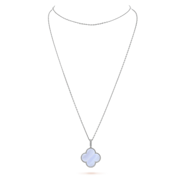 [Elara jewelsry ]CLOVER SILVER CHALCEDONY BIG CLOVER NECKLACE