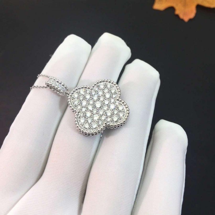 [Elara jewelsry ]CLOVER 25MM SILVER FULL DIAMOND BIG CLOVER NECKLACE