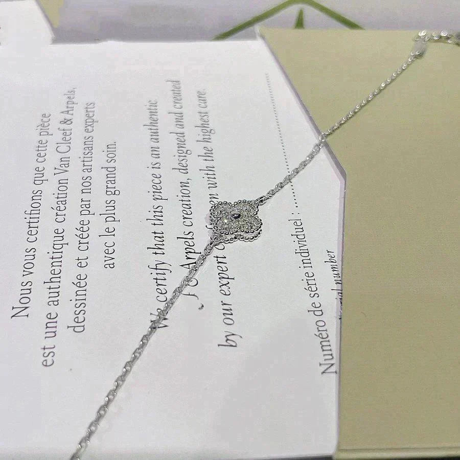 [Elara jewelsry ]CLOVER  SINGLE FLOWER BRACELET SILVER