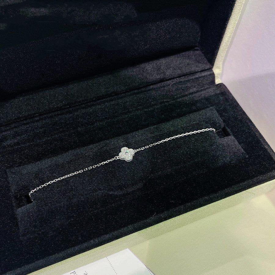 [Elara jewelsry ]CLOVER  SINGLE FLOWER BRACELET SILVER