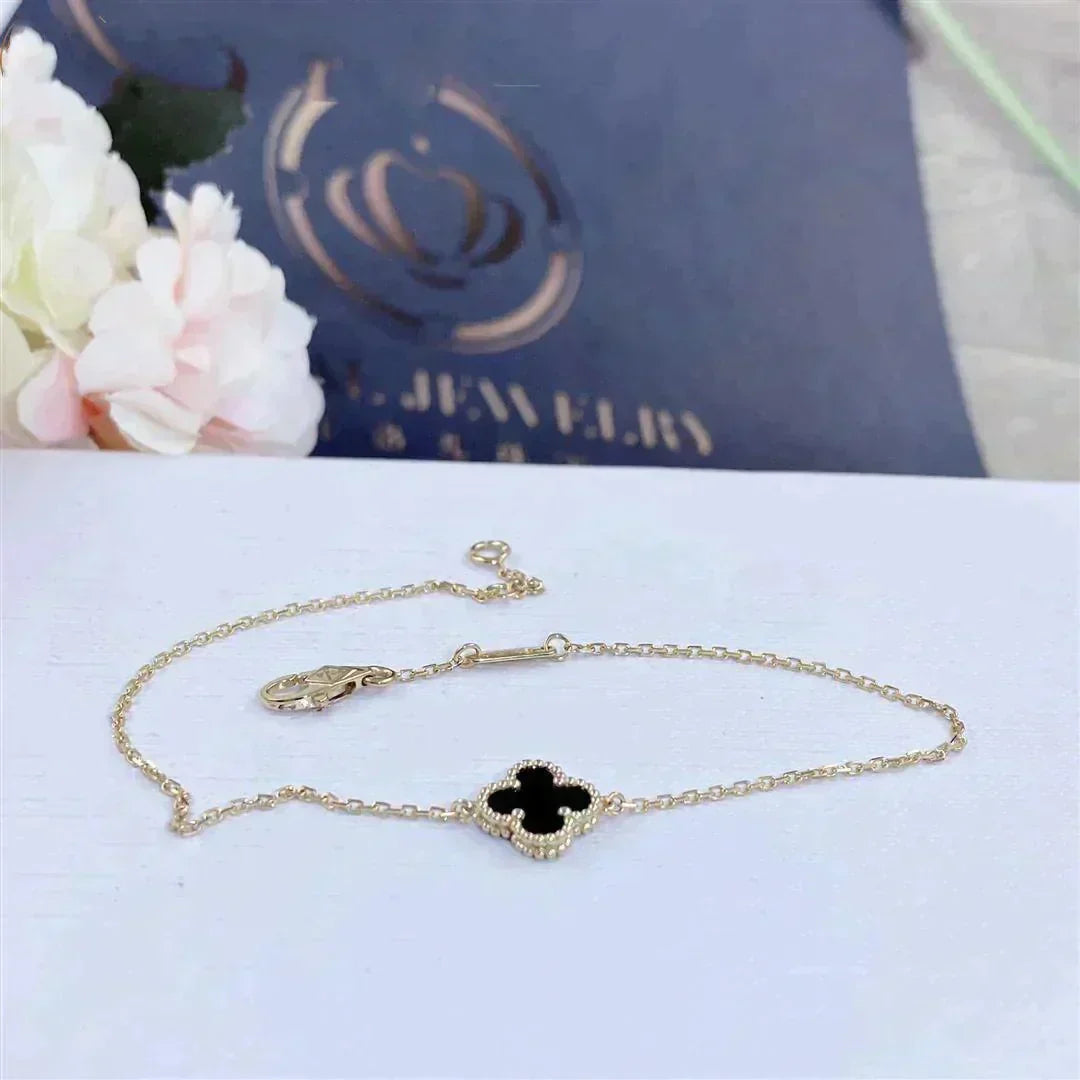 [Elara jewelsry ]CLOVER ONYX SINGLE FLOWER BRACELET