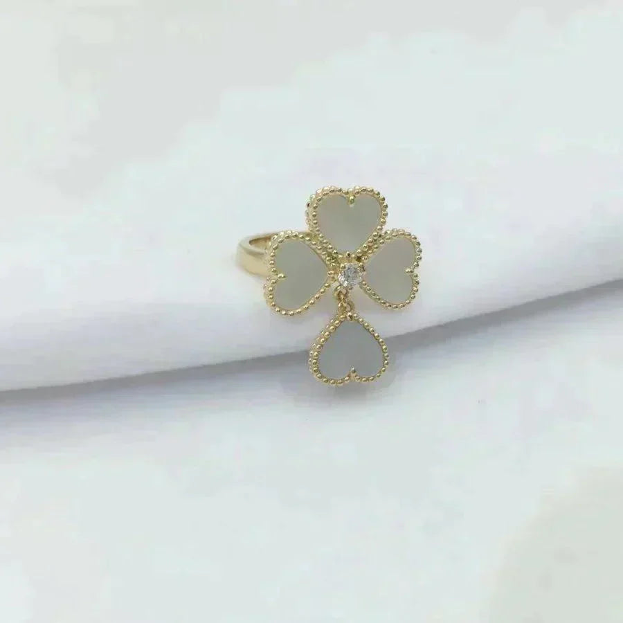 [Elara jewelsry ]SWEET CLOVER WHITE MOP RING