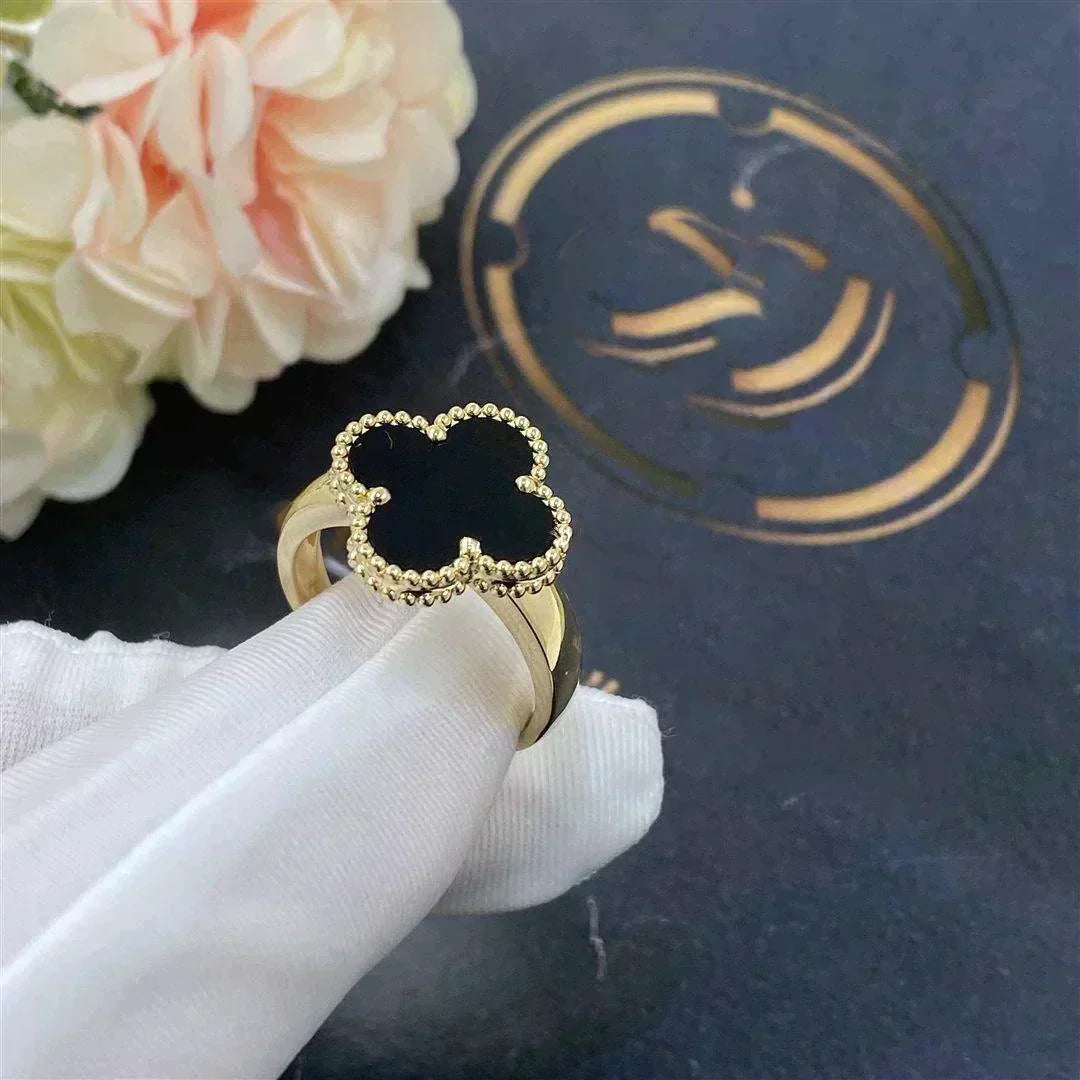 [Elara jewelsry ]CLOVER ONYX RING
