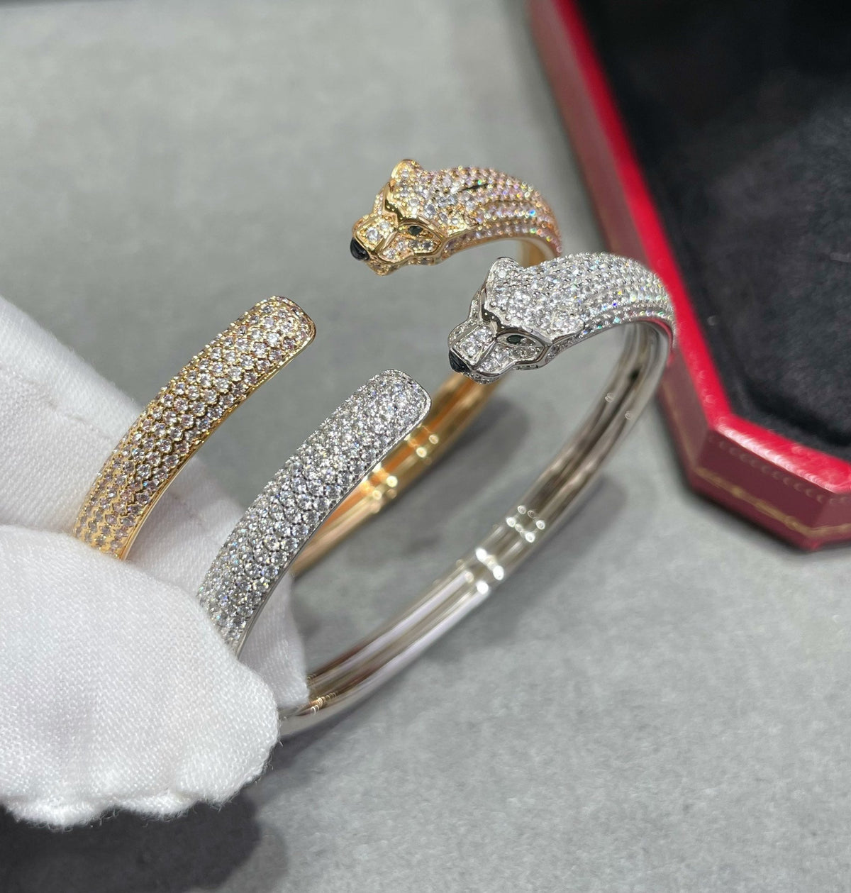 [Elara jewelsry ]PANTHERE FULL DIAMOND OPEN BRACELET