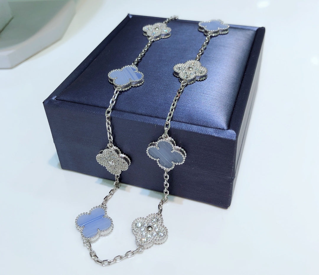 [Elara jewelsry ]CLOVER 10 MOTIFS CHALCEDONY DIAMONDS SILVER NECKLACE